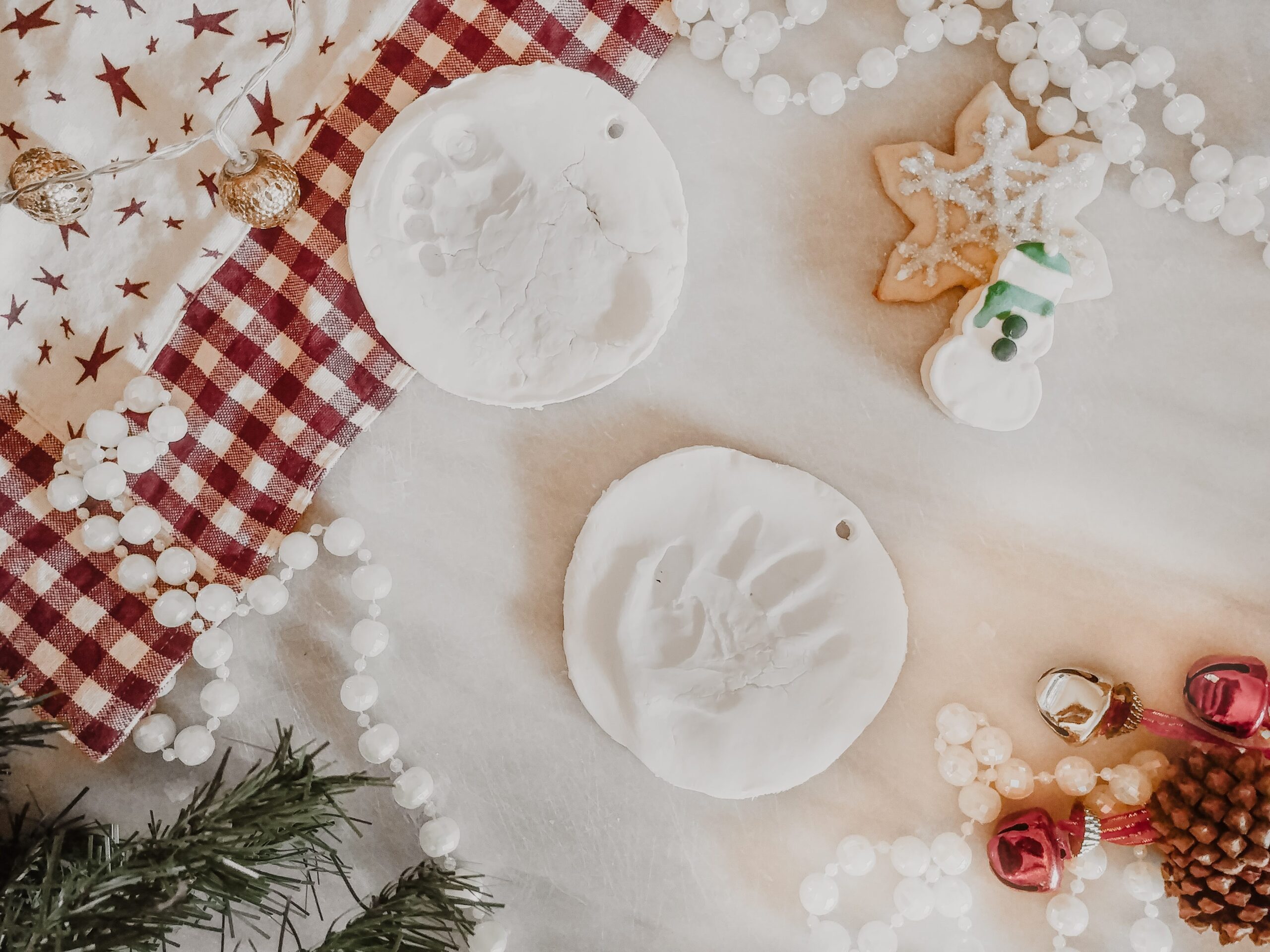 DIY christmas ornaments with baby handprint